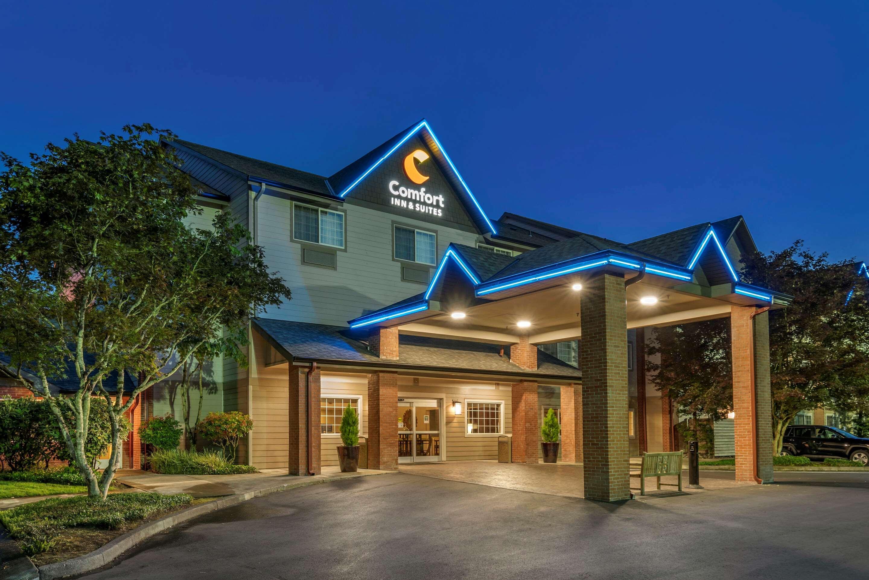 Comfort Inn & Suites Tualatin - Lake Oswego South Esterno foto