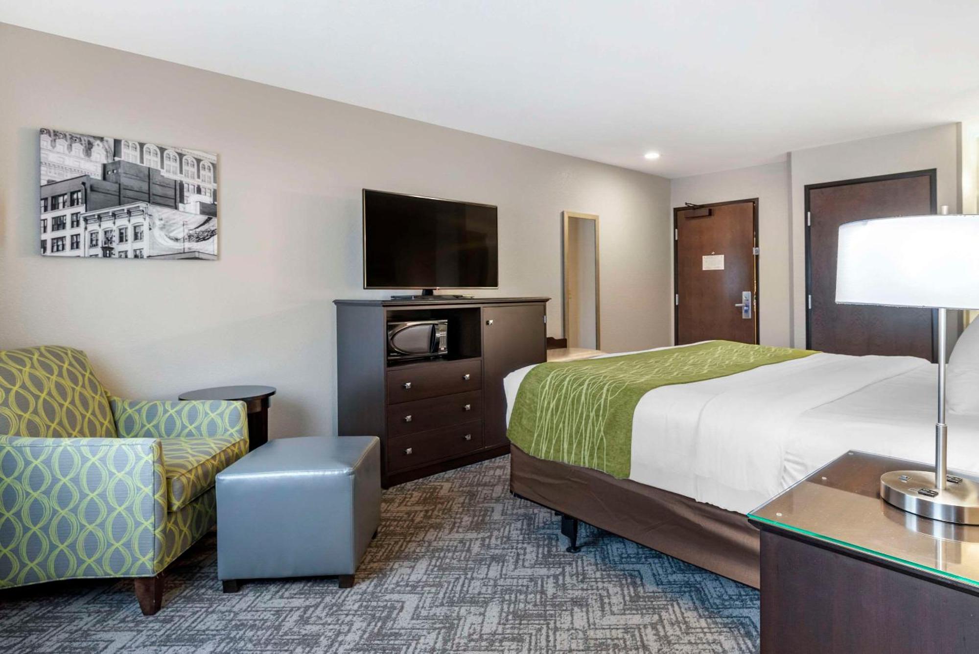 Comfort Inn & Suites Tualatin - Lake Oswego South Esterno foto