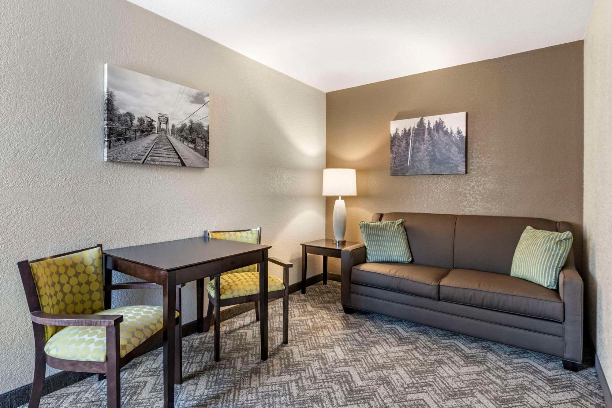 Comfort Inn & Suites Tualatin - Lake Oswego South Esterno foto