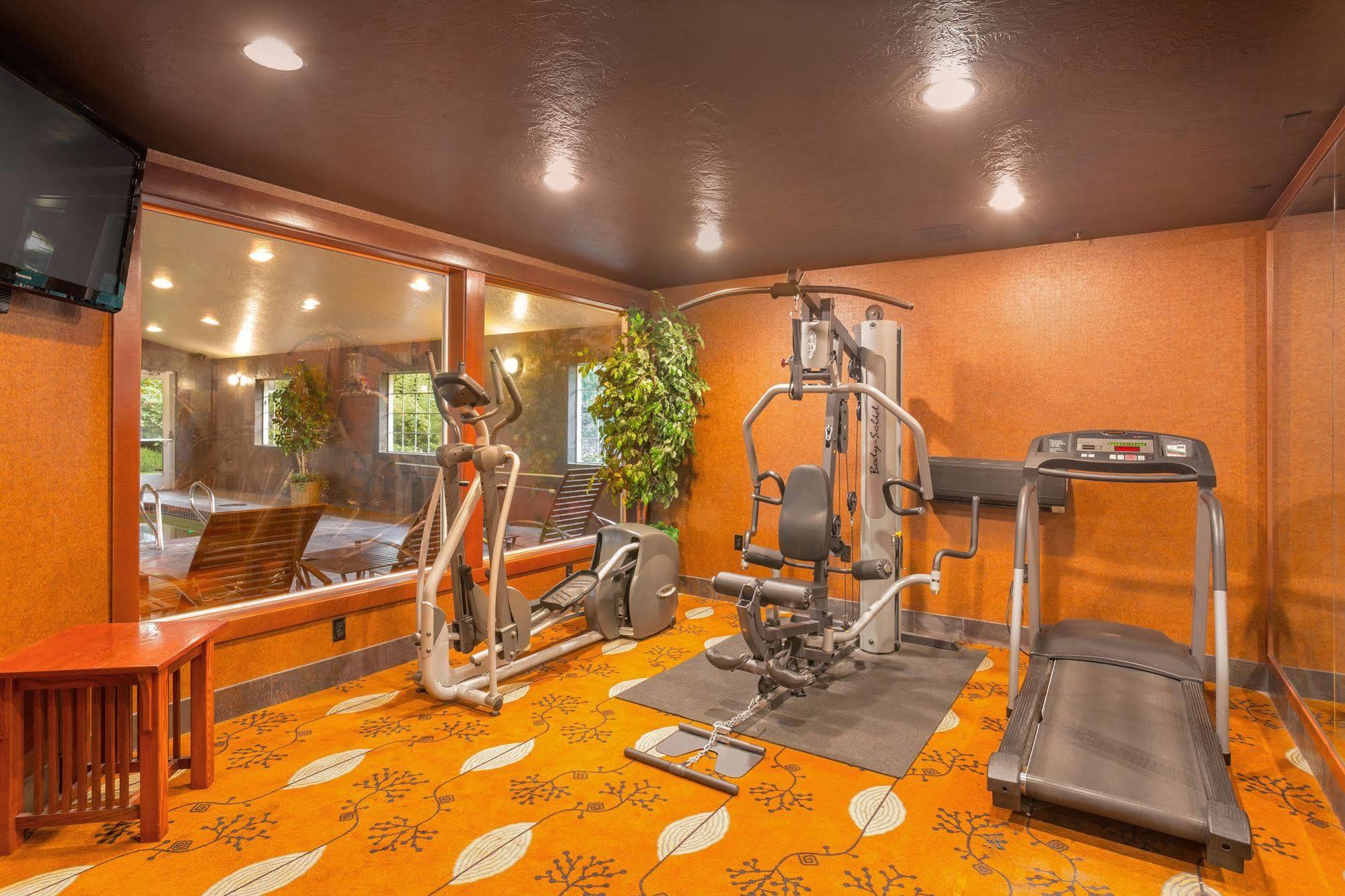 Comfort Inn & Suites Tualatin - Lake Oswego South Esterno foto